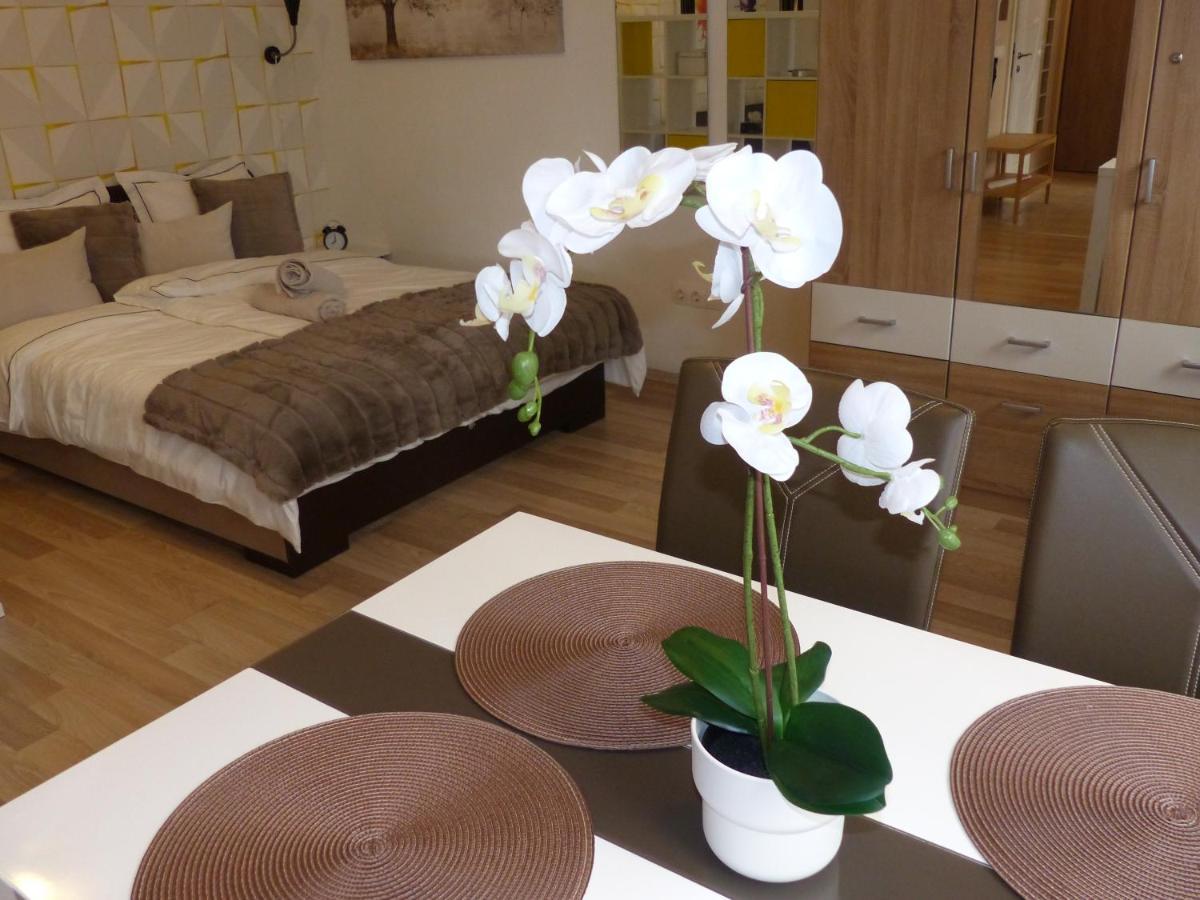 Apartment Avanti Budapest Bagian luar foto